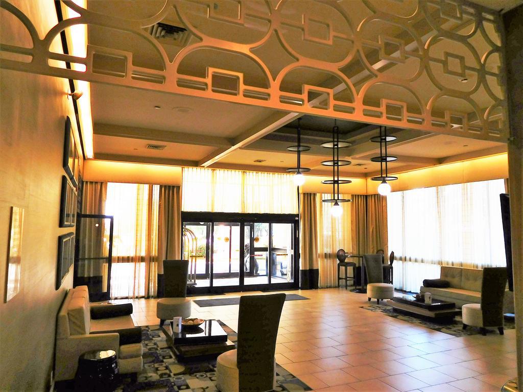 Wyndham Garden Greensboro Extérieur photo